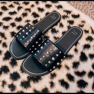 Studded Slides